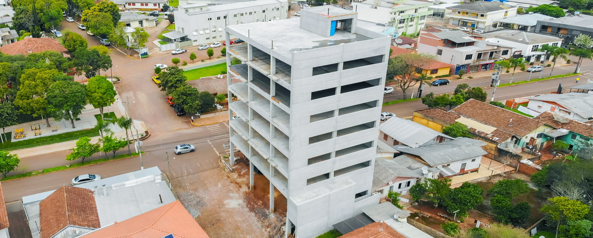 Edifício Comercial Leal