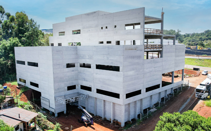Indústra de Pré-Fabricado de Concreto